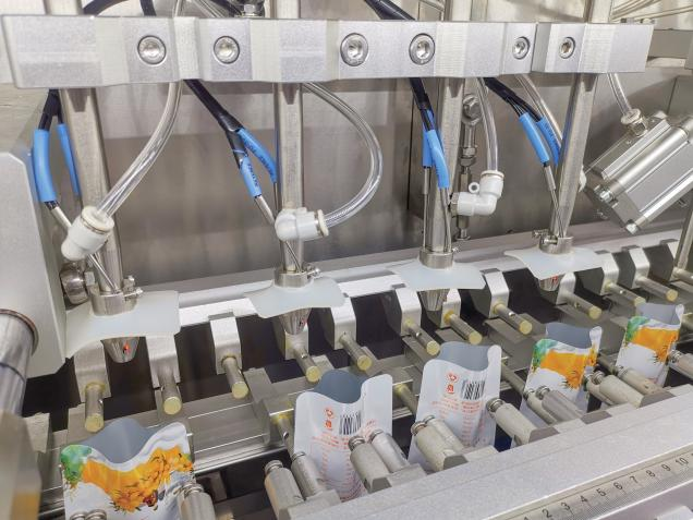 quadruplex premade pouch packaging machine